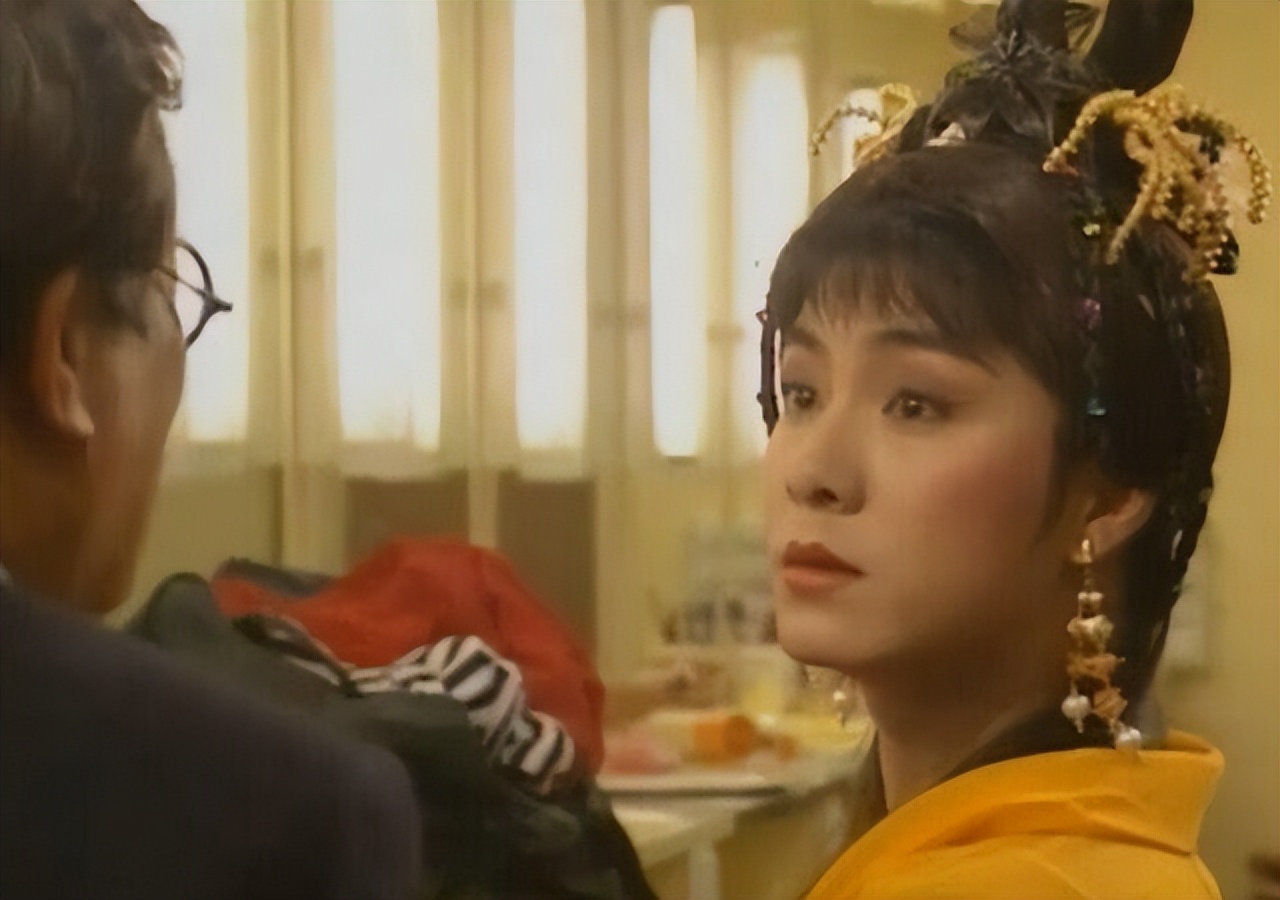 男扮女装最丑的十个男星,男扮女装惊艳的男星