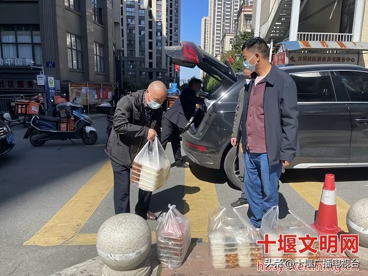 武汉战疫纪录片图片,战疫的高清照片