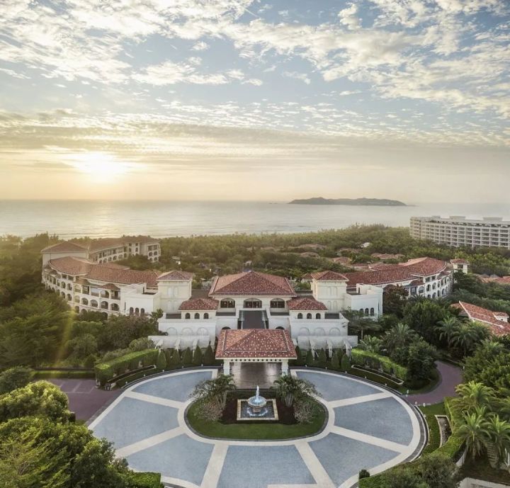 三亚酒店攻略1000左右,优选三亚酒店指南