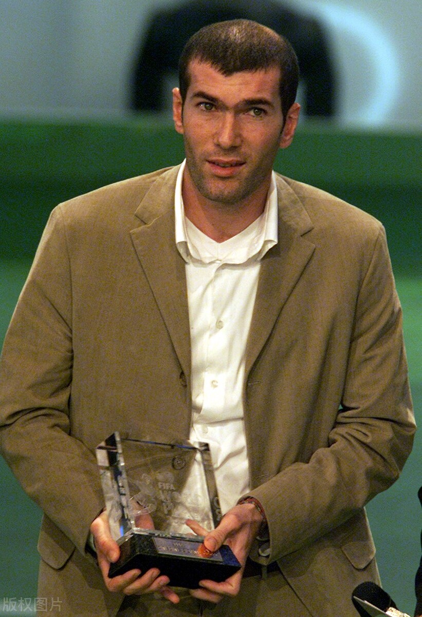 2023年fifa世界足球先生颁奖时间,历届世界足球先生揭晓时刻