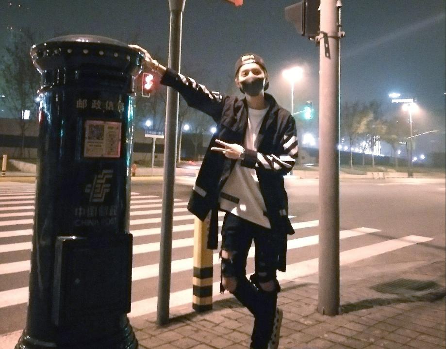 鹿晗因长相被误解的纯爷们儿,鹿晗曾经是顶流吗