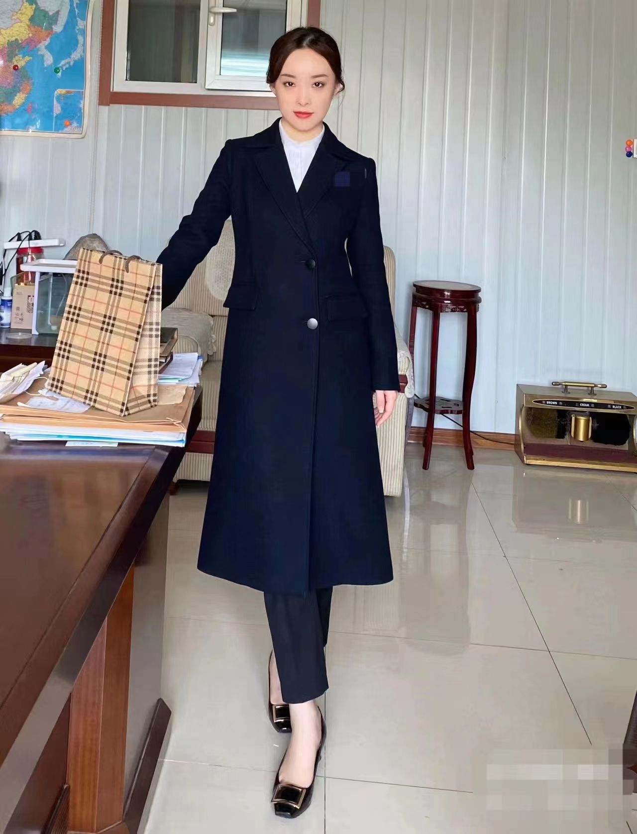 90后的我15岁背井离乡出门打工,90后的我孤身一人在上海创业