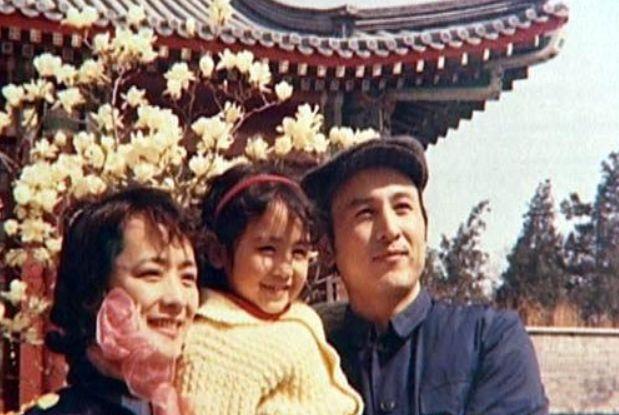 王洁实悼念歌唱家谢莉斯,歌唱家王洁实与谢莉斯分别多大