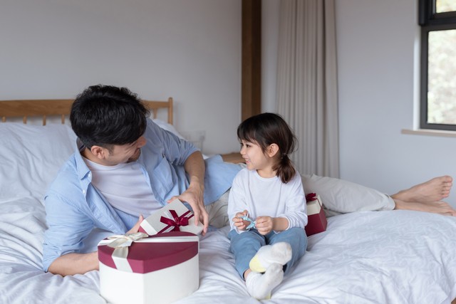 父亲节送什么礼物实惠又实用,父亲节送什么礼物最好看又好吃