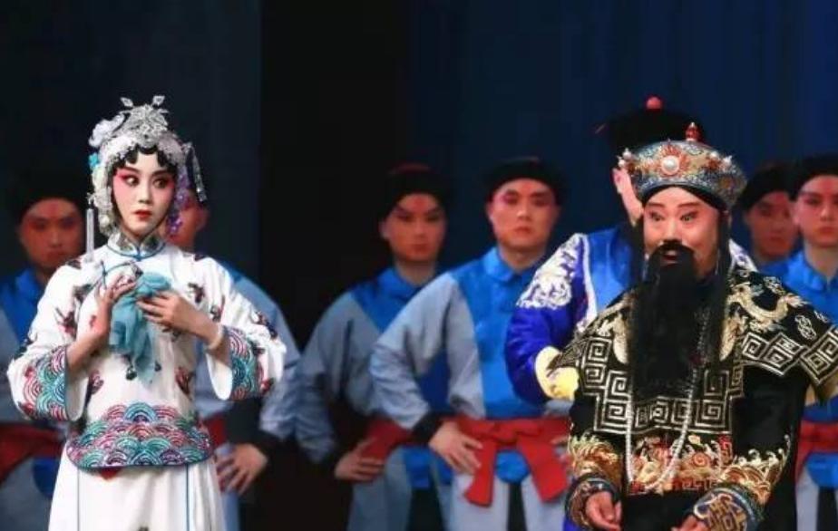 女人颧骨高杀夫不用刀真的吗,女人颧骨高杀夫不用刀上句是什么