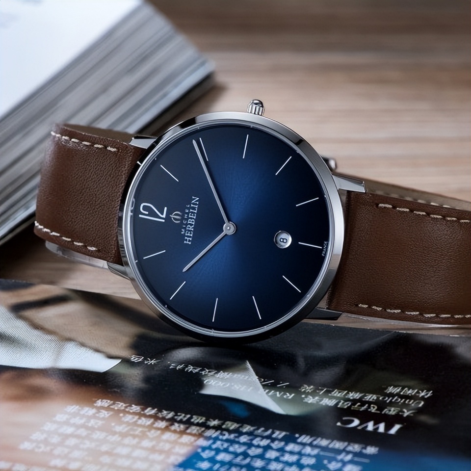 石英表进水的处理方法,石英表进水有什么好办法解决