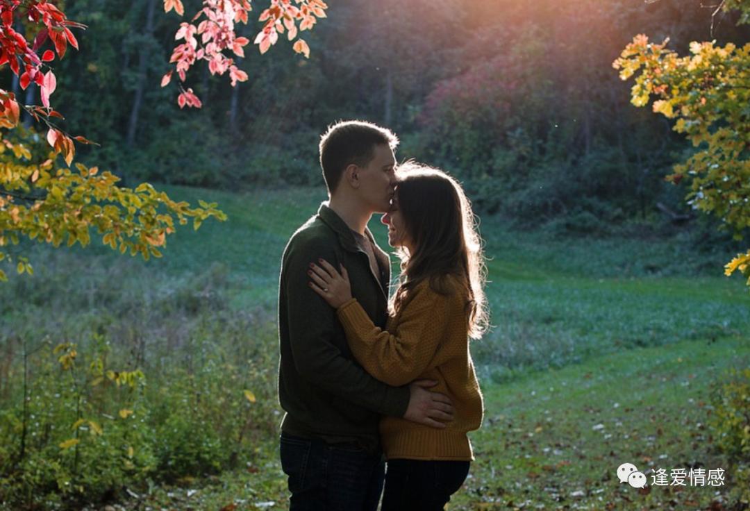 分手以后忍不住想联系前任怎么办,分手后还和前任联系是什么心理