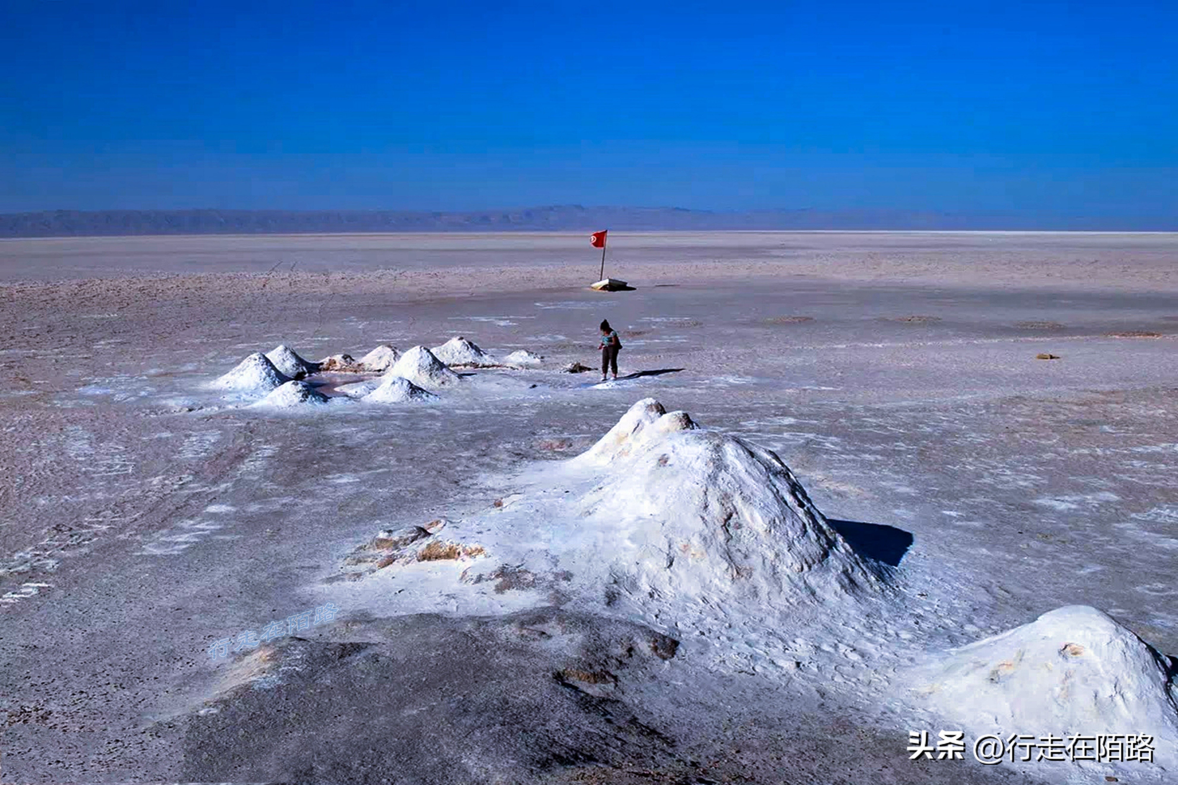 去过撒哈拉沙漠盐湖，才知道所谓的“喜马拉雅盐”是智商税