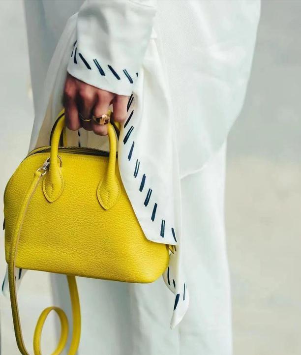 包包百搭老钱风,最近流行的10款包包