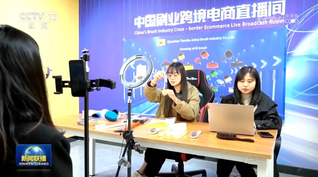 5000万的巨型打火机,1000000亿的打火机