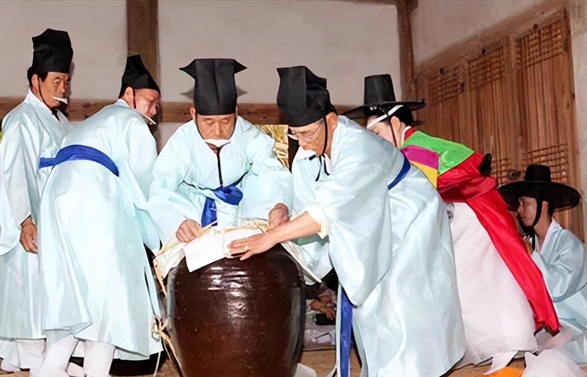 “去中国化”最彻底的4个东方国家，有一个已经完全西化了