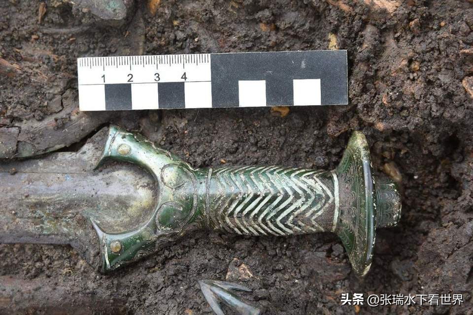 青铜宝剑之谜,青铜剑历史记录