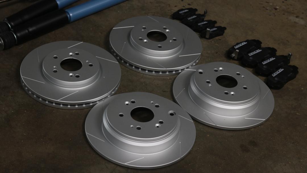 老款艾力绅二手车修复,老车翻新艾力绅