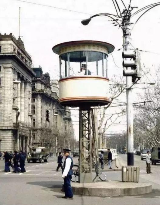 1983年，“戴笠*妇情**”家中被害，凶手竟在公安局，*耀邦胡**亲自过问