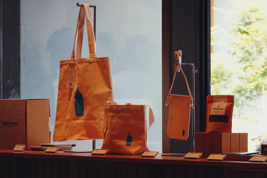 bluebottlecoffee上海首店,bluebottle上海前滩太古里店