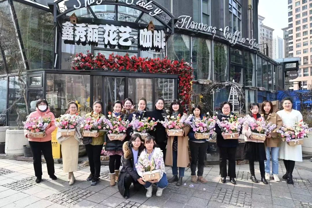 今年3.8节，这三家花店沙龙为何生意火爆？