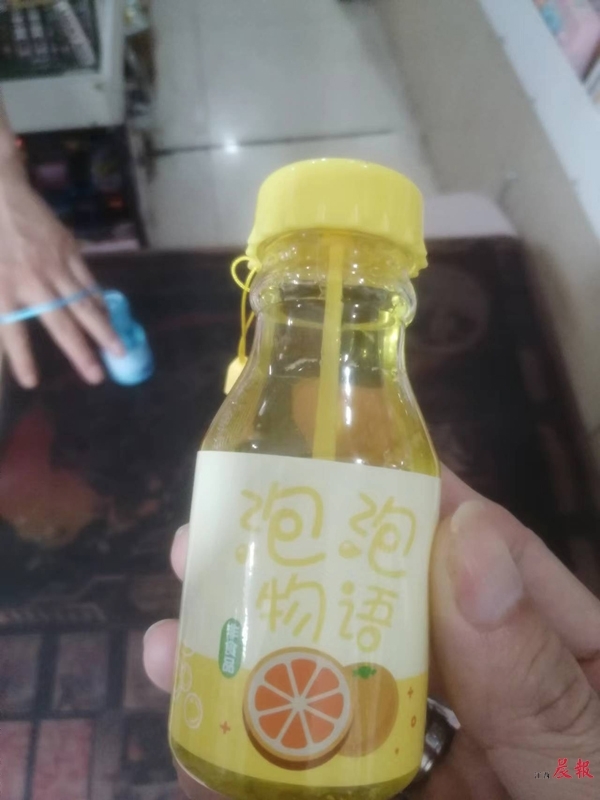 小孩误食网红泡泡机的泡泡水,小孩误食泡泡机的泡泡水