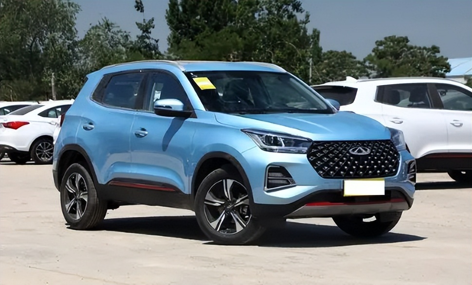 国产小型suv五菱星驰怎么样,五菱星驰suv适合什么阶段人开