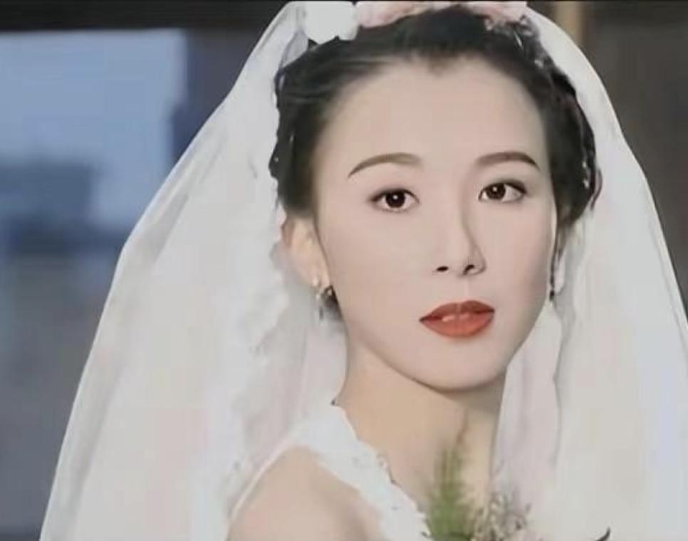 没整过容优雅老去的女明星,盘点大牌女星是如何优雅变老的