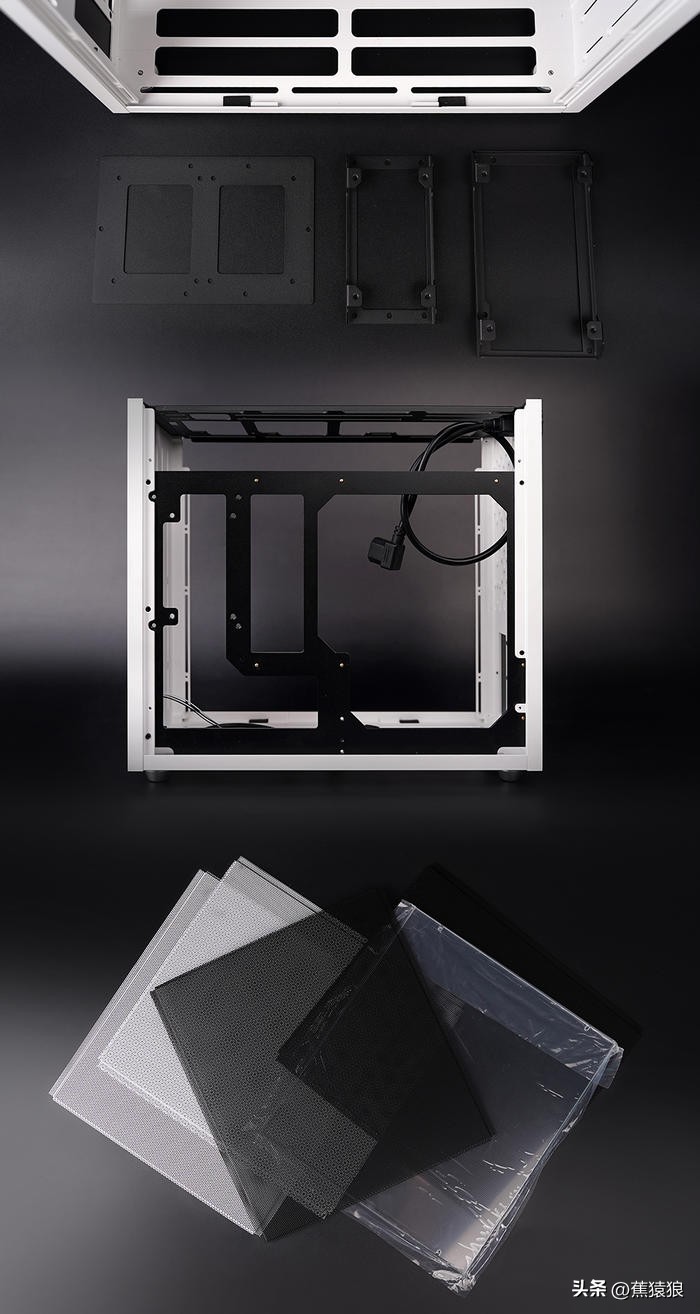 代码36KROGB760-GTUF4070TI，简约黑白调AKLLAA6MMATX机箱装机秀