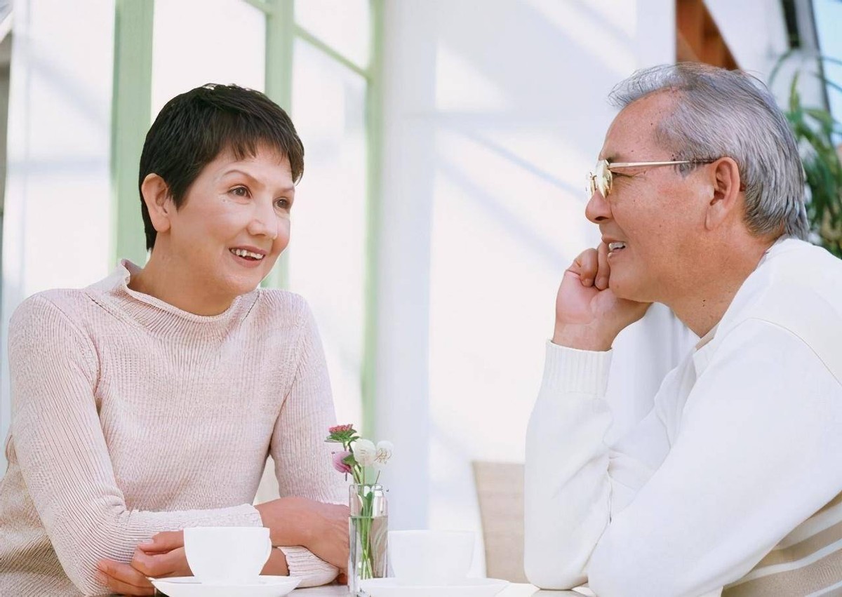 老年人怎样的生活才快乐,老年人怎么过生活才有意义