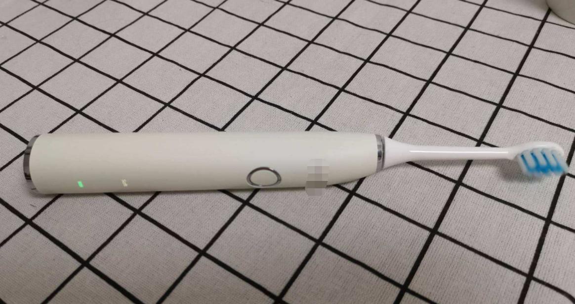 电动牙刷安全吗警惕3大缺陷隐患,电动牙刷的弊端图片