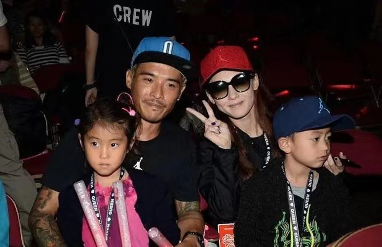 同父异母的兄妹长得一点都不像,亲兄妹长得一点都不像正常吗