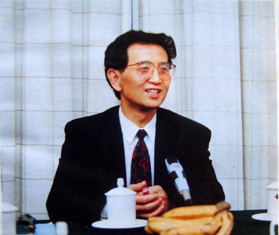 自称能拦截导弹，扑灭大兴安岭山火的气功大师严新，最终结局如何