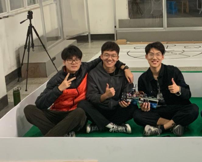 涓婃捣浜ゅぇ甯堢敓鎶楃柅,涓婃捣浜ゅぇ鎶楃柅