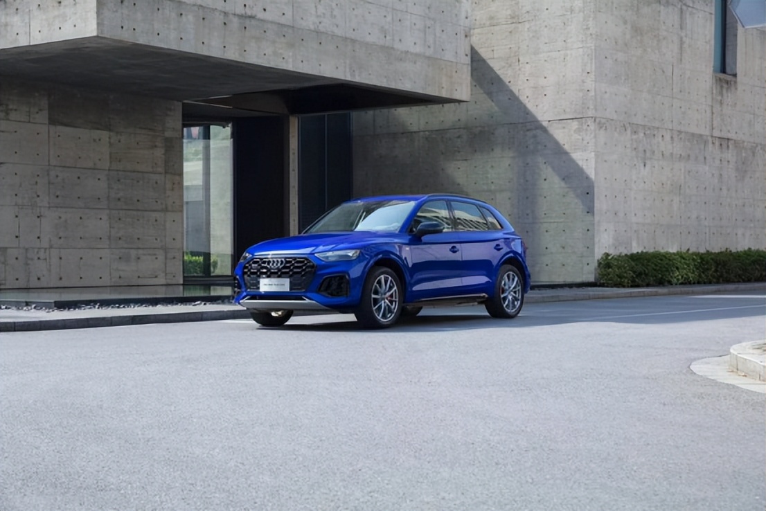 21年凯迪拉克xt5和奥迪q5l销量,奥迪q5l和凯迪拉克xt5哪个油耗低