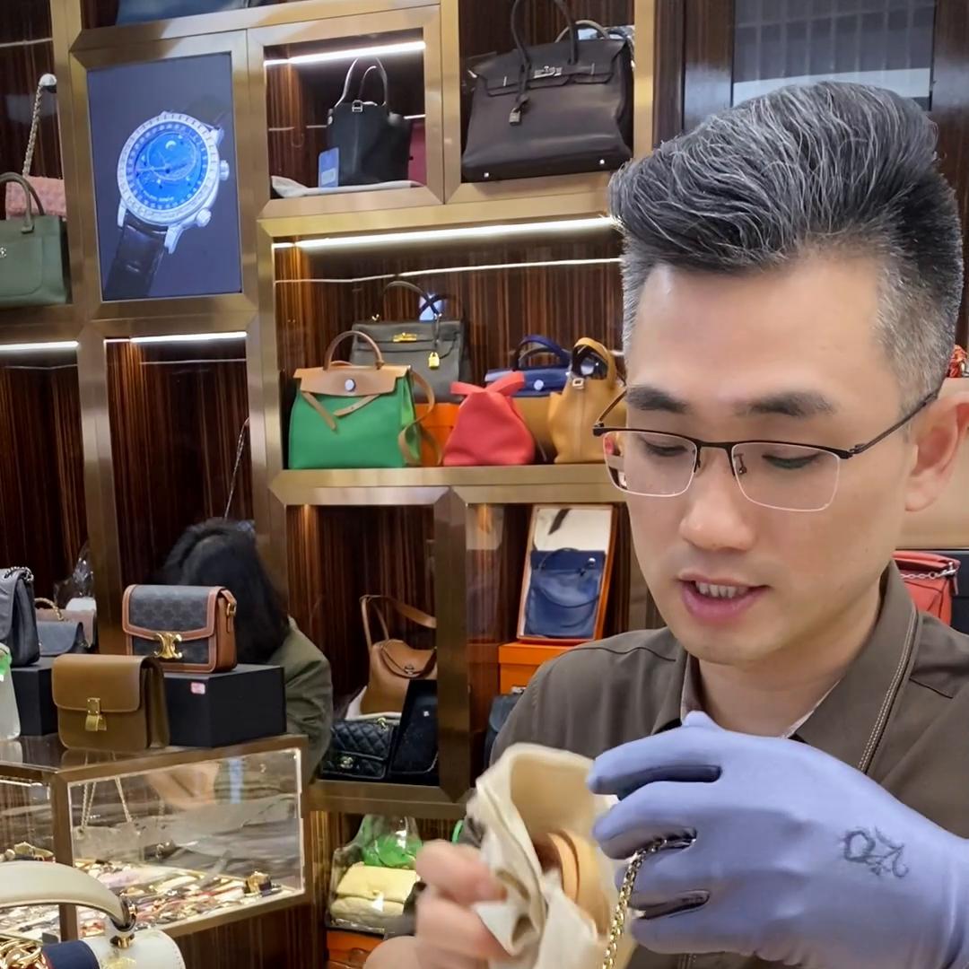 抠门相亲男逃单,抠门男相亲被套路后续