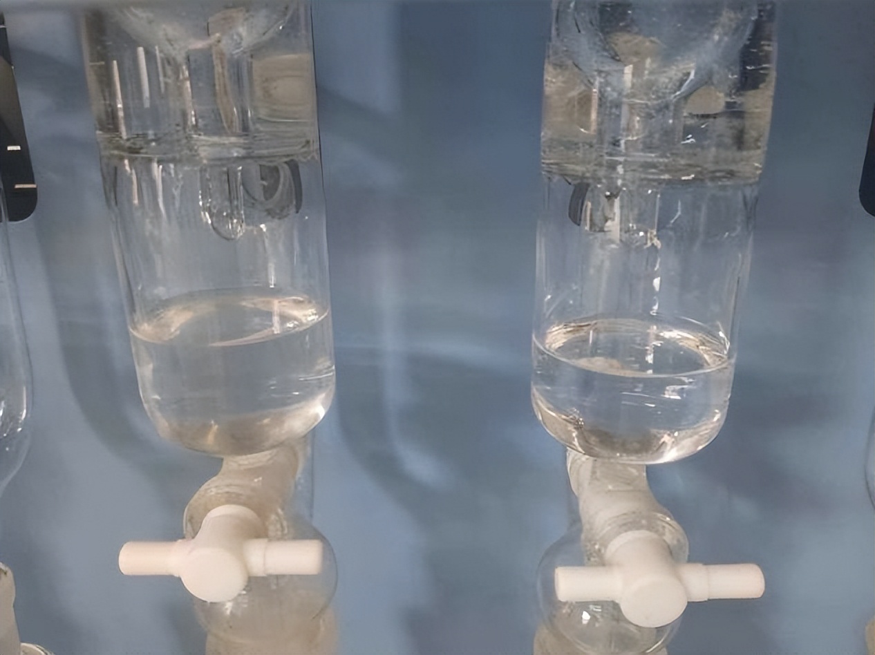 空气分级蚕豆蛋白级分作为颗粒和挤压肉鸡日粮中豆粕的替代品