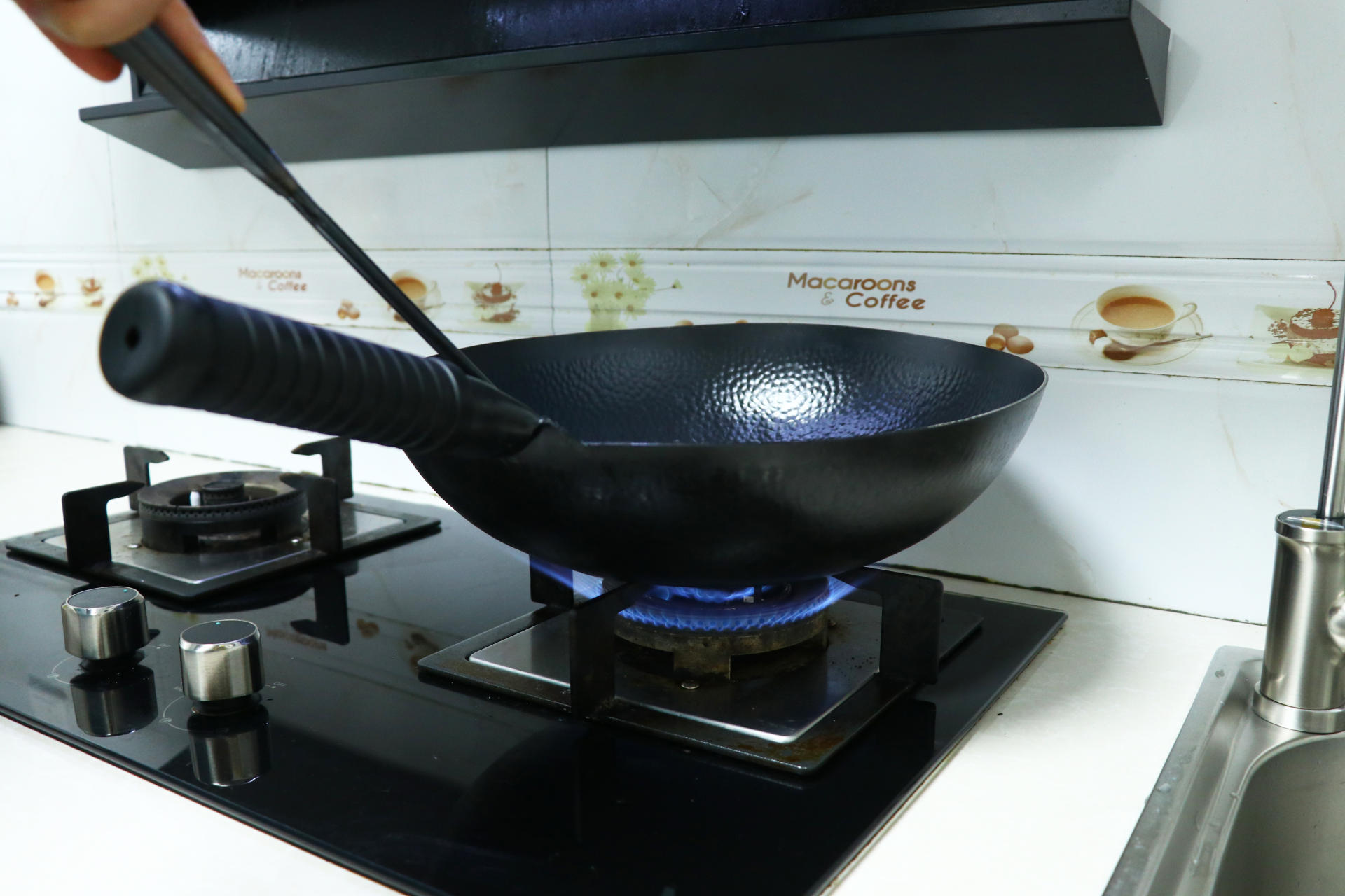 不锈铁锅是怎么做到无锈的,正宗无涂层的铁锅好吗