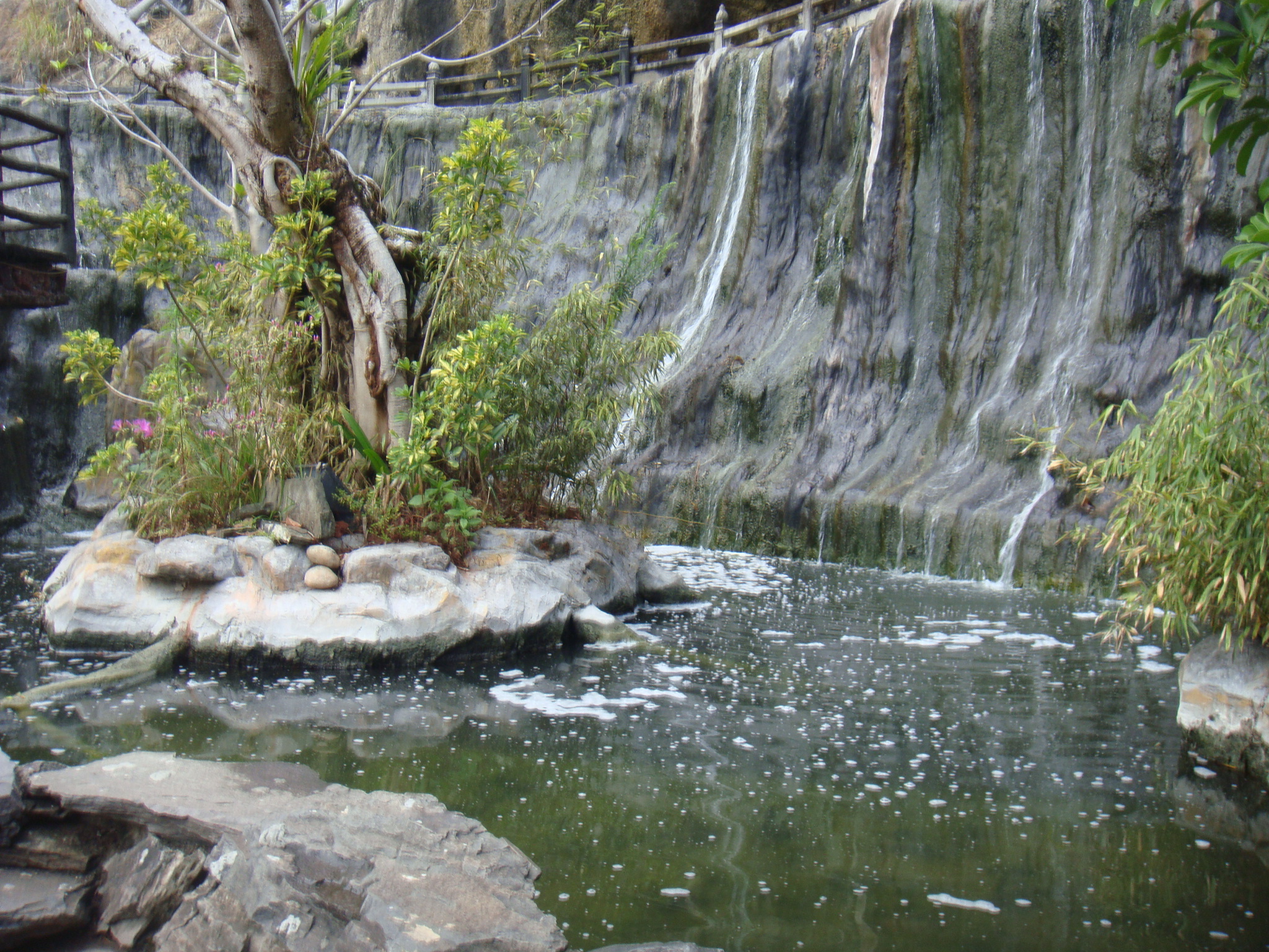 记录云南腾冲热海快乐之旅,云南腾冲热海大滚锅奇观