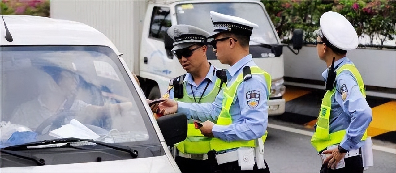 一般交通肇事逃逸加酒驾的处罚,开车酒驾肇事逃逸处罚标准