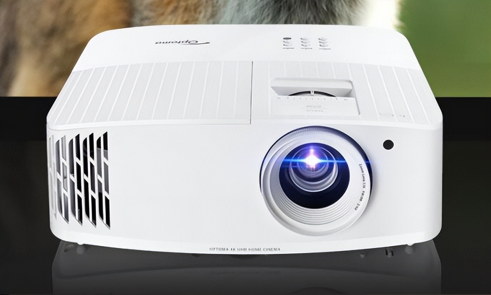 如何挑选一款好投影仪品牌,国产投影仪灯泡哪个品牌比较好