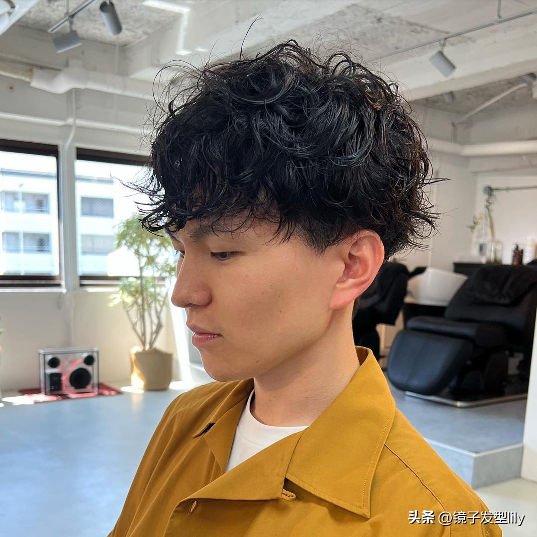 今秋最帅男发来了,时尚有型很百变,想换发型请收藏