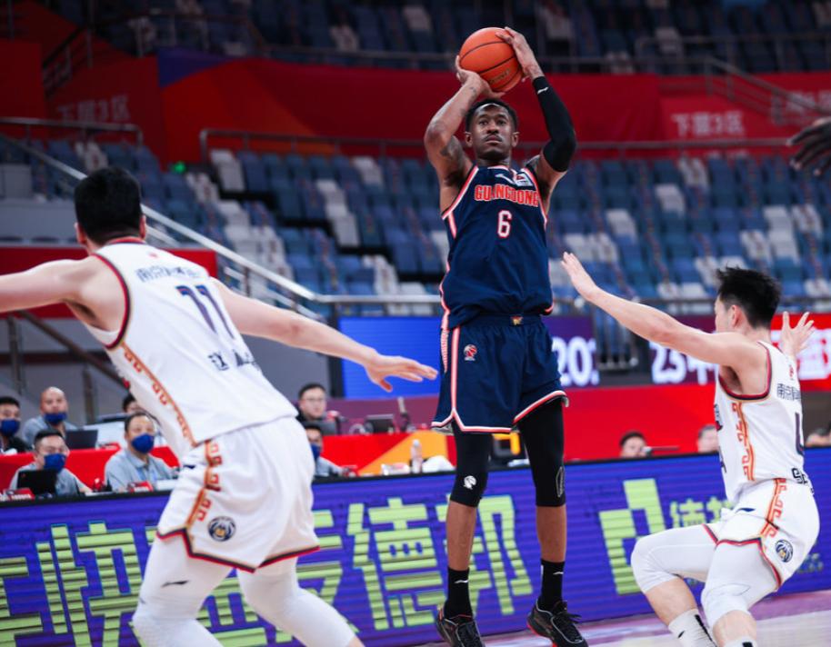 广东宏远vs南京同曦五大练兵,大胜同曦广东宏远