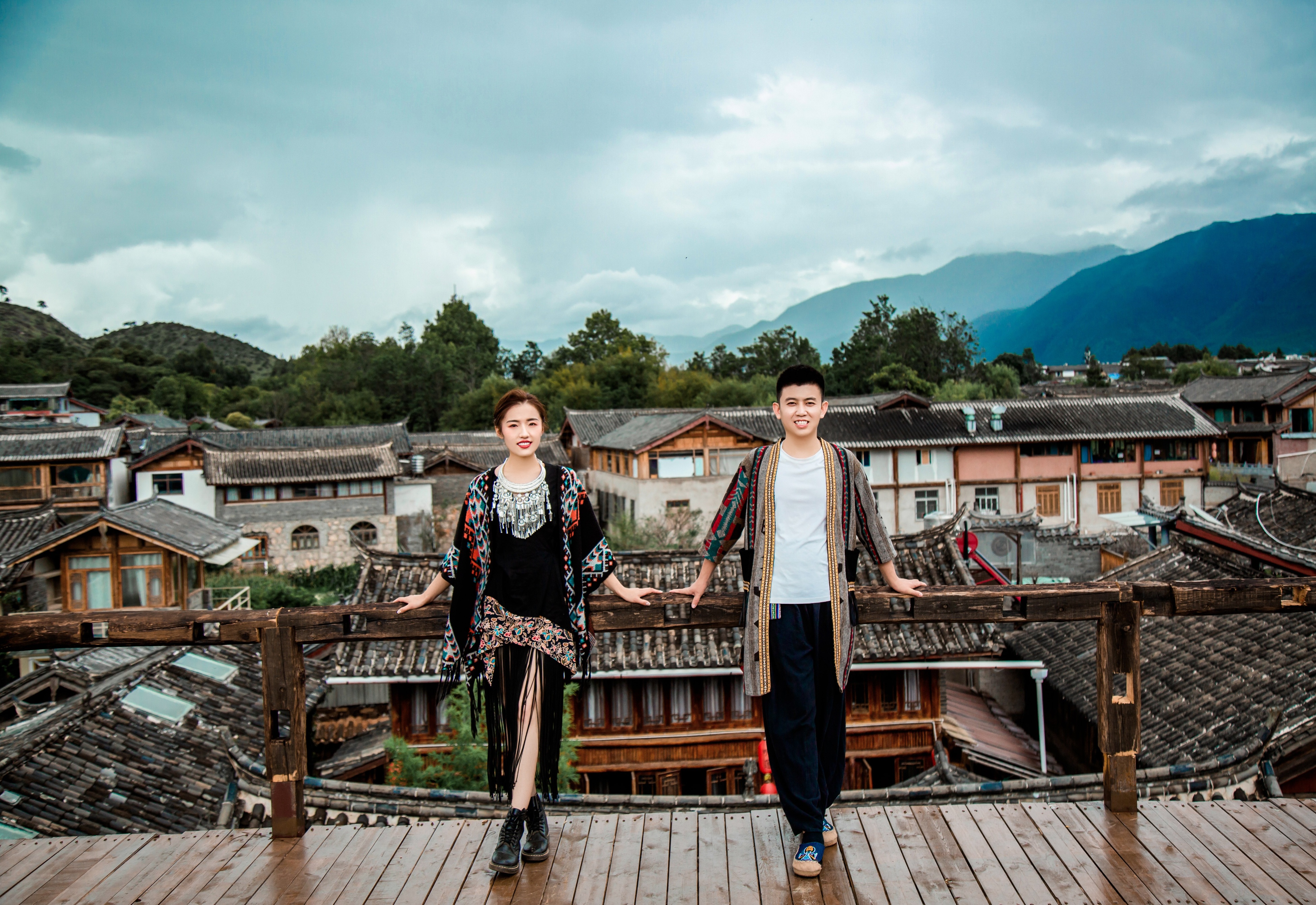 丽江摄视界旅拍婚纱照推荐,卓摄全球旅拍厦门婚纱照