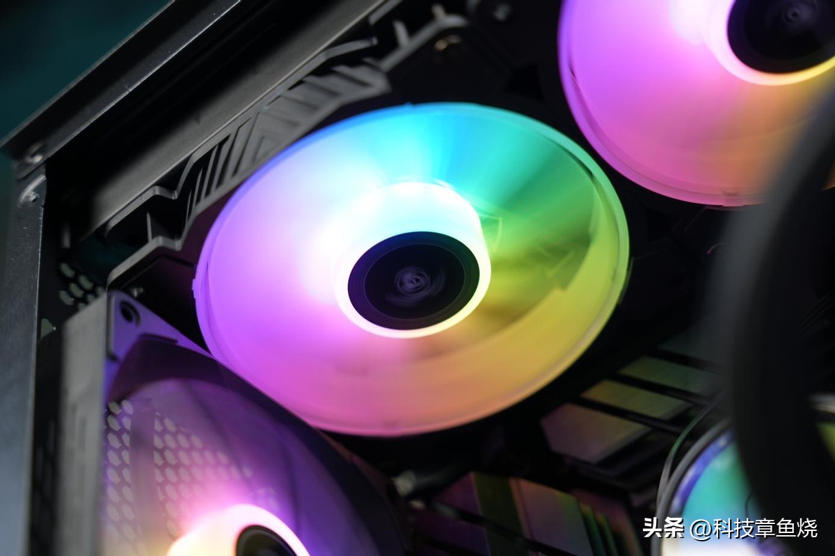 鑫谷冰封360argb冰山版怎么不亮,鑫谷冰封360水冷怎么装显卡