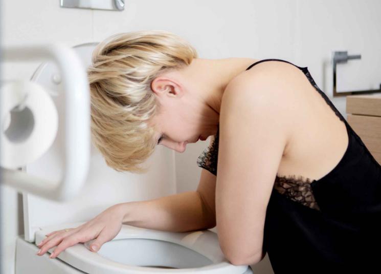 女子刚签完合同就怀孕,老板吓的连夜注销公司,女子:老板玩不起