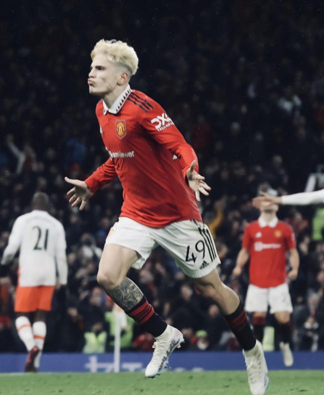 阿根廷国家队花式官宣大名单,阿根廷新一期大名单梅西领衔