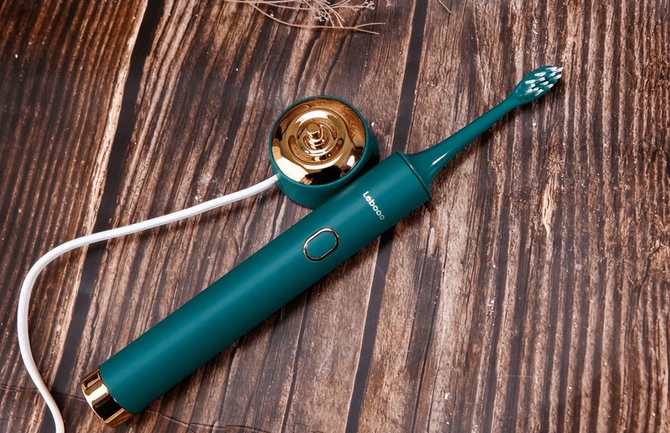 usmile儿童牙刷vs普通电动牙刷,mcomb电动牙刷和usmile电动牙刷