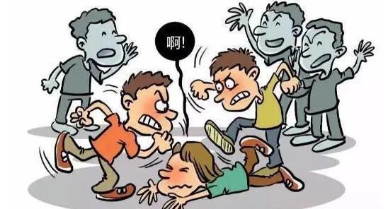 初中女生遭霸凌殴打,家暴霸凌女学生遭女生暴打