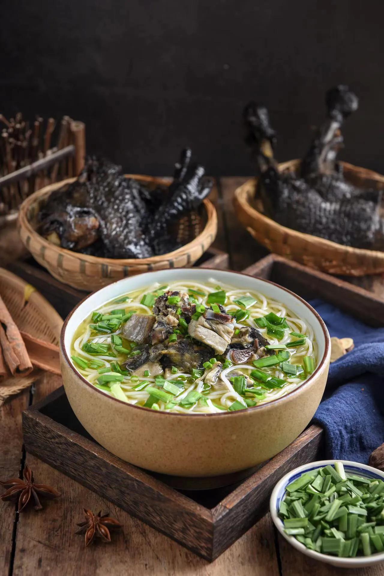 老灶婆乌鸡米线,老灶乌鸡米线店