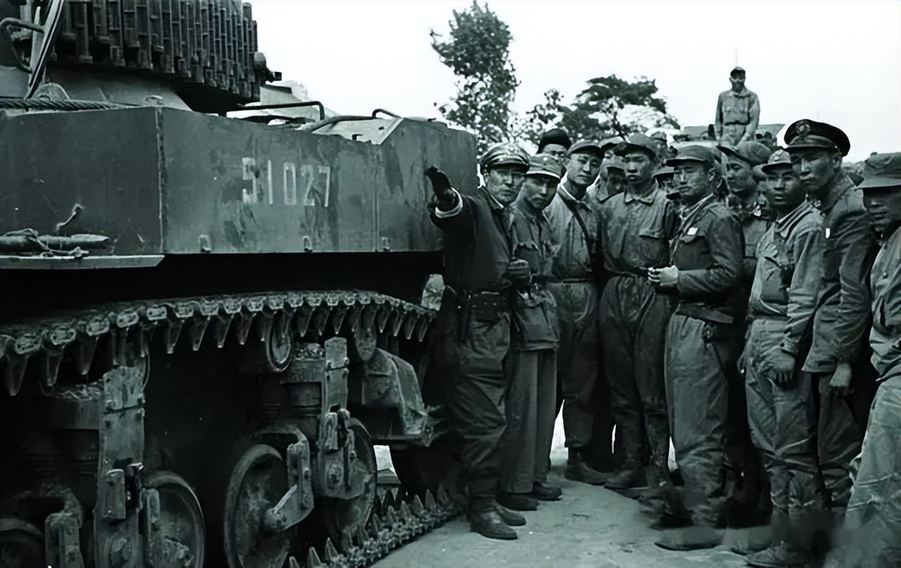 国民*党**败退台湾后，六十万大军要结婚，蒋介石：未满38岁，不准结