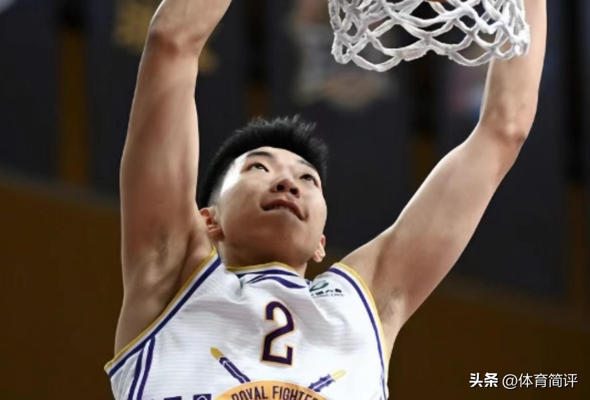 余嘉豪和崔永熙对比,余嘉豪崔永熙海外