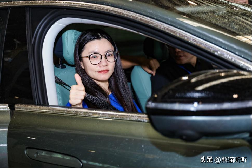 远航汽车y6发布会,试驾远航y6惊艳舒适追求极致