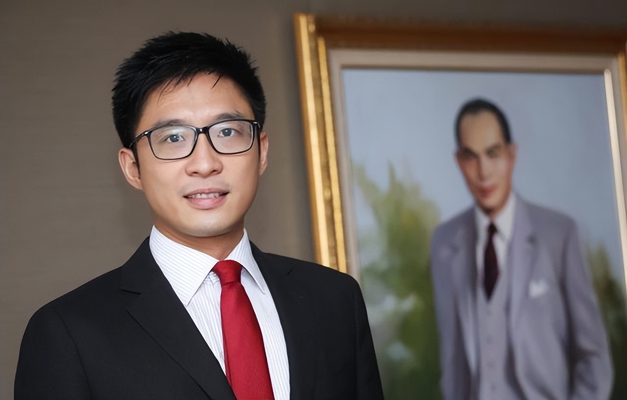 霍启山与豪门公子,霍震霆豪门