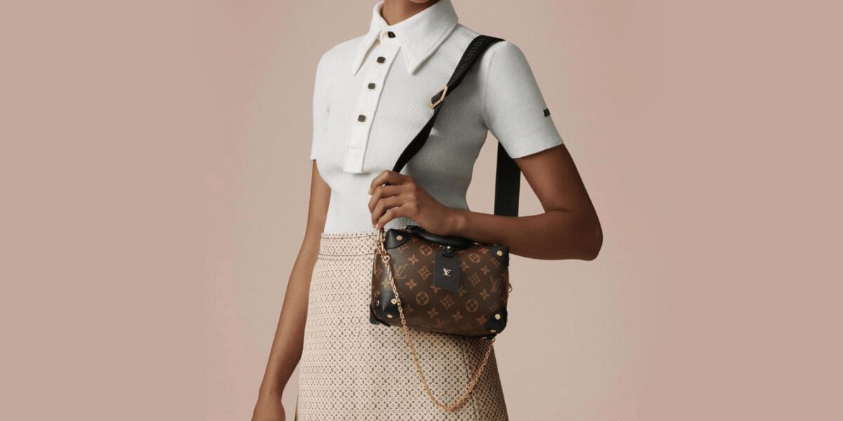 路易威登包哪个颜色最好看,路易威登最新款男士胸前包